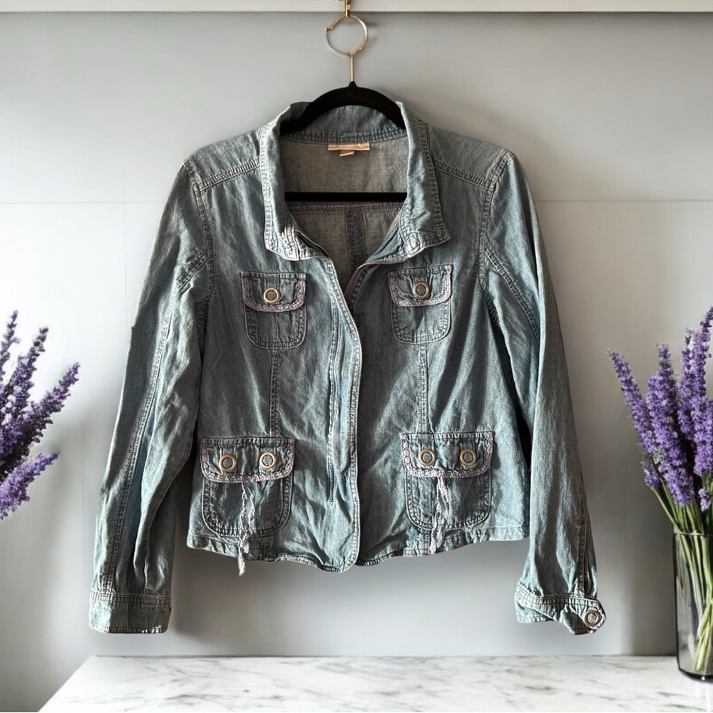 Dressbarn Light Wash Blue Denim Jacket with Light Blue Crochet Trim Accents